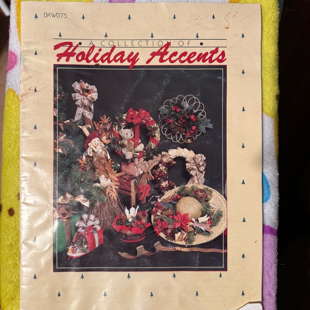 VTG Holiday Accents‎ Wreath Making & Ideas Craft Booklet